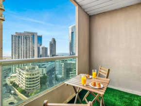 Spacious Home in the heart of Marina w Seaview